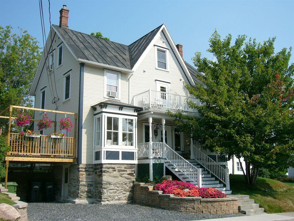 Auberge Marquis De Montcalm Sherbrooke Eksteriør billede