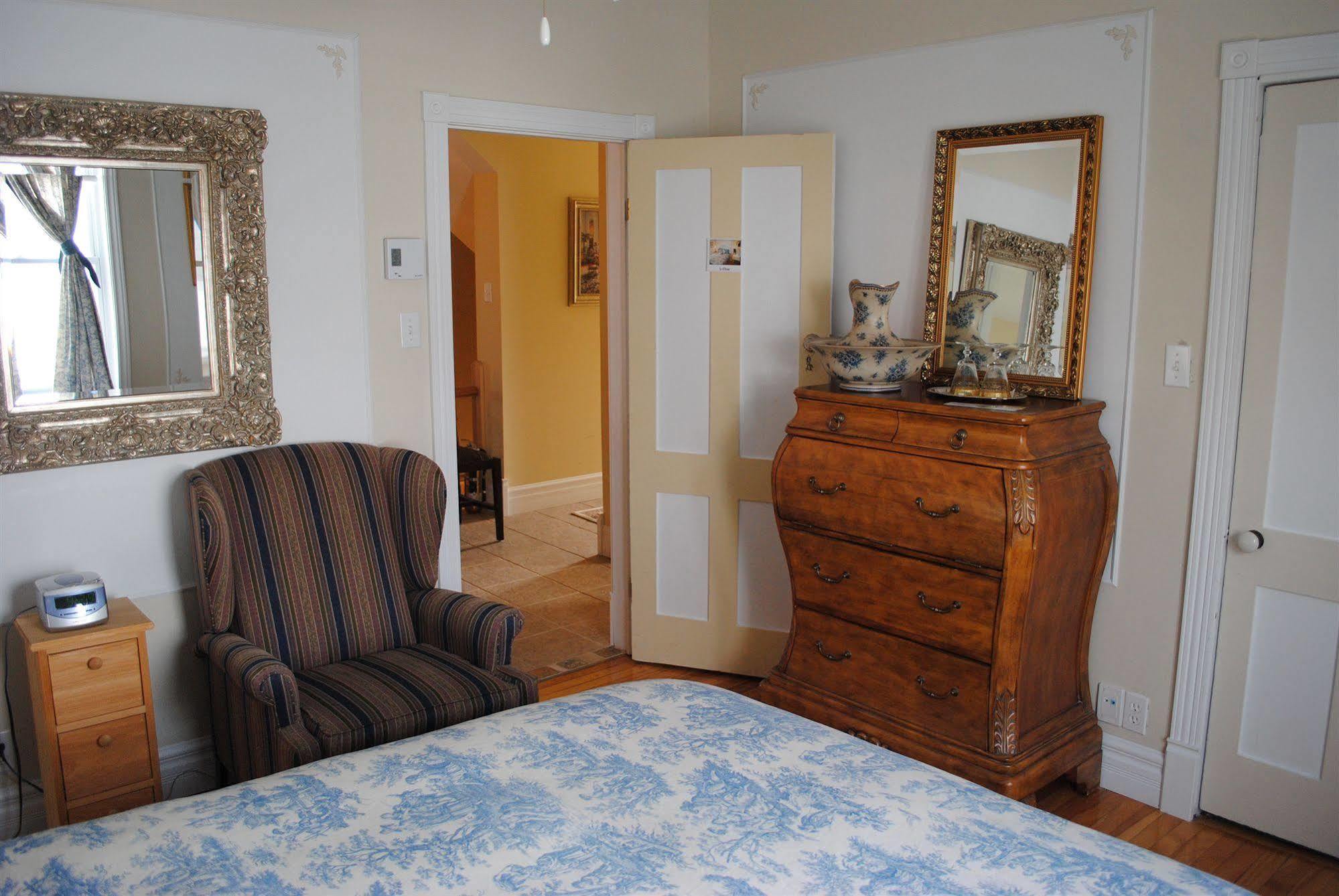 Auberge Marquis De Montcalm Sherbrooke Eksteriør billede